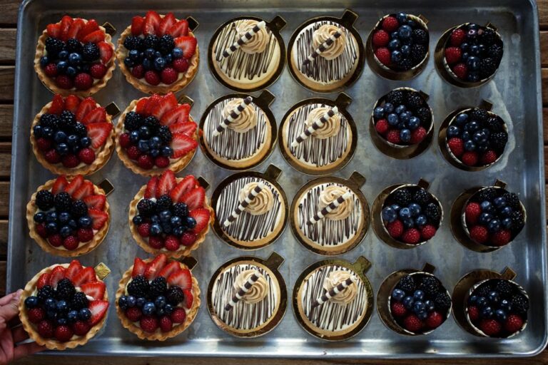 pastries-on-tray-fruit